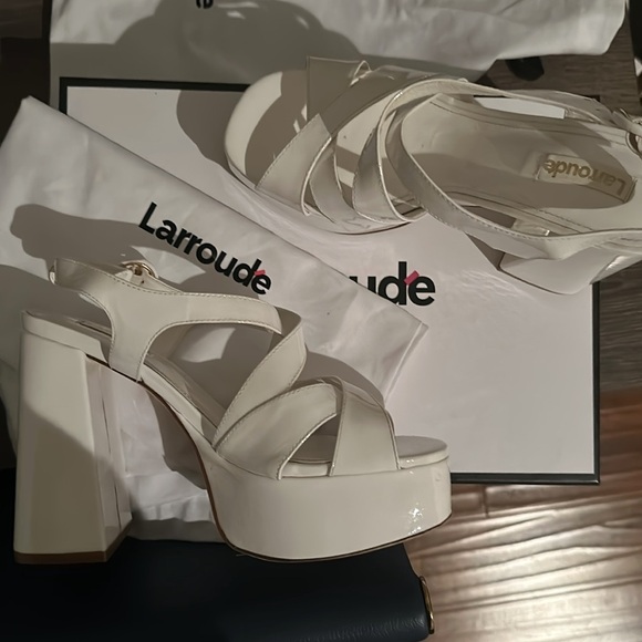 Larroudé Bee Ankle Strap Platform Sandals - Picture 6 of 6